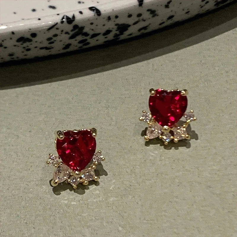 New Retro Trend Design Red Heart Crystal Earrings Gold Color Cross Pendant Rhinestone Earrings for Women Jewelry Party Gift 2022