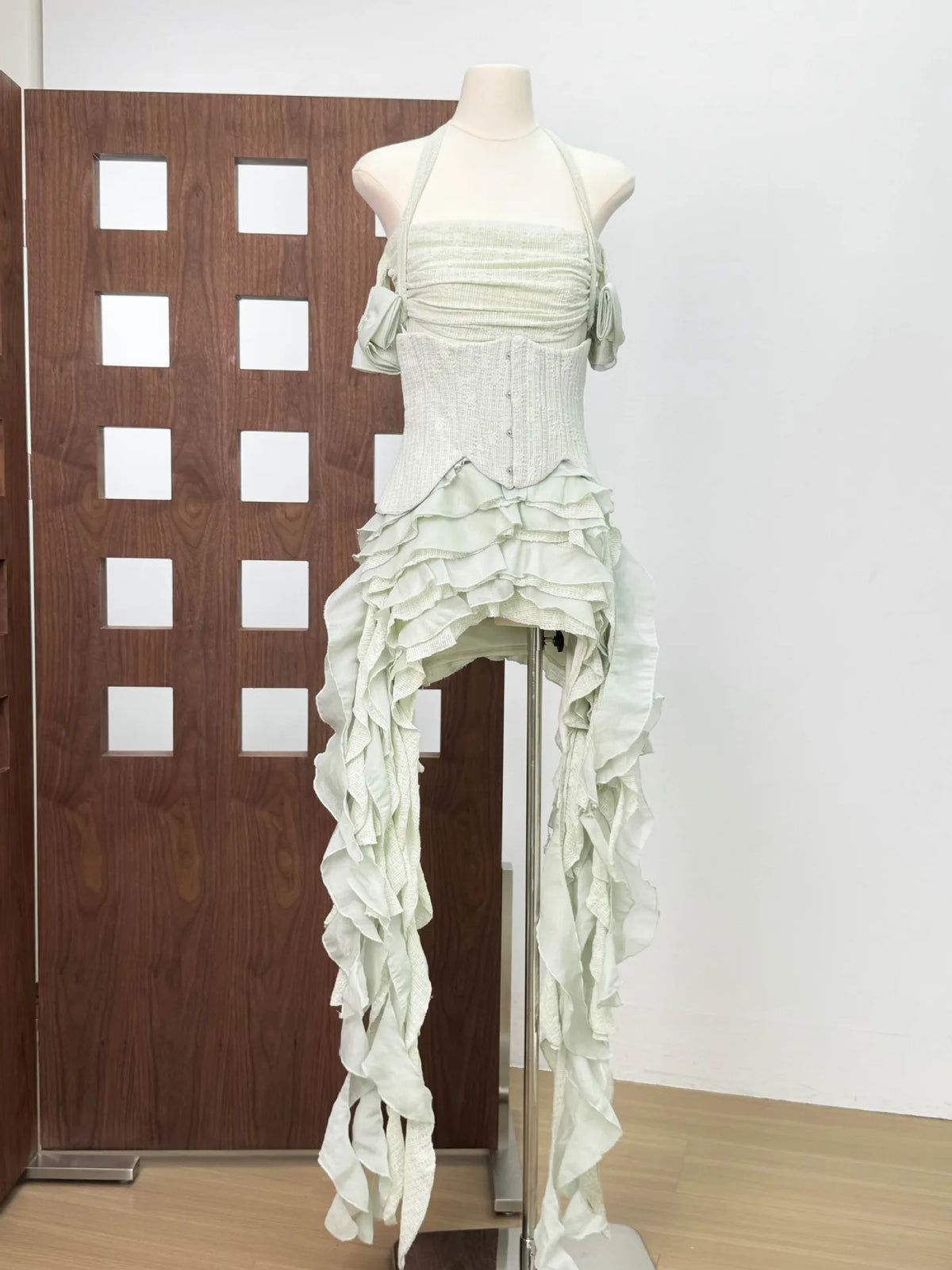 Ingvn  French Elegant Fashion Sexy Halter Neck High Waist Seal Ruffled Fringed Ribbon Irregular Evening Party Dress Women Summer