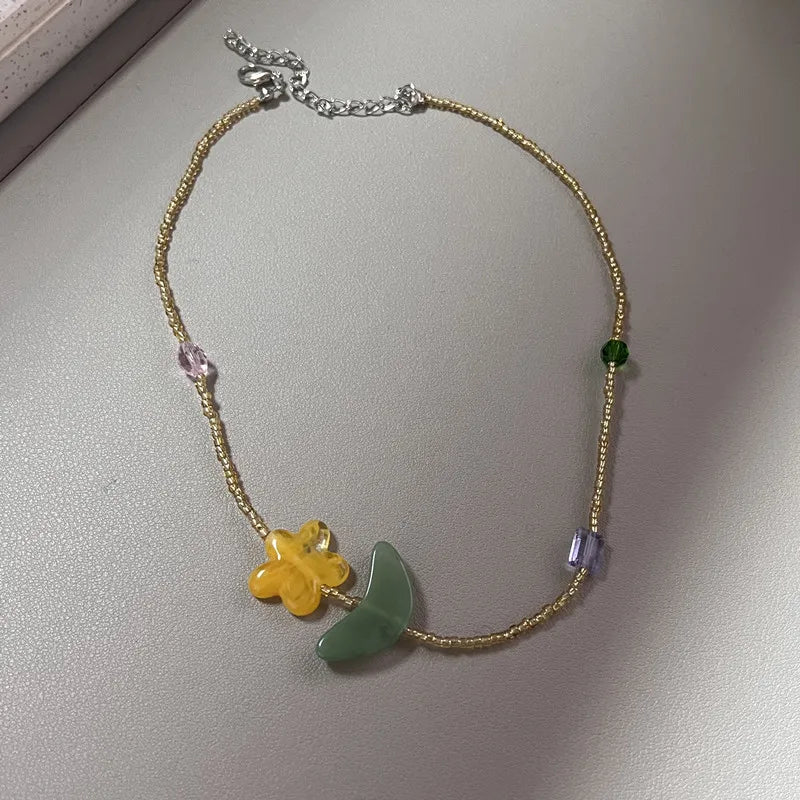 Ingvn  Boho Colorful Small Seed Bead Weave Flower Necklace for Women Handmade Short Choker Collar Neck Fashion Jewelry Accessories