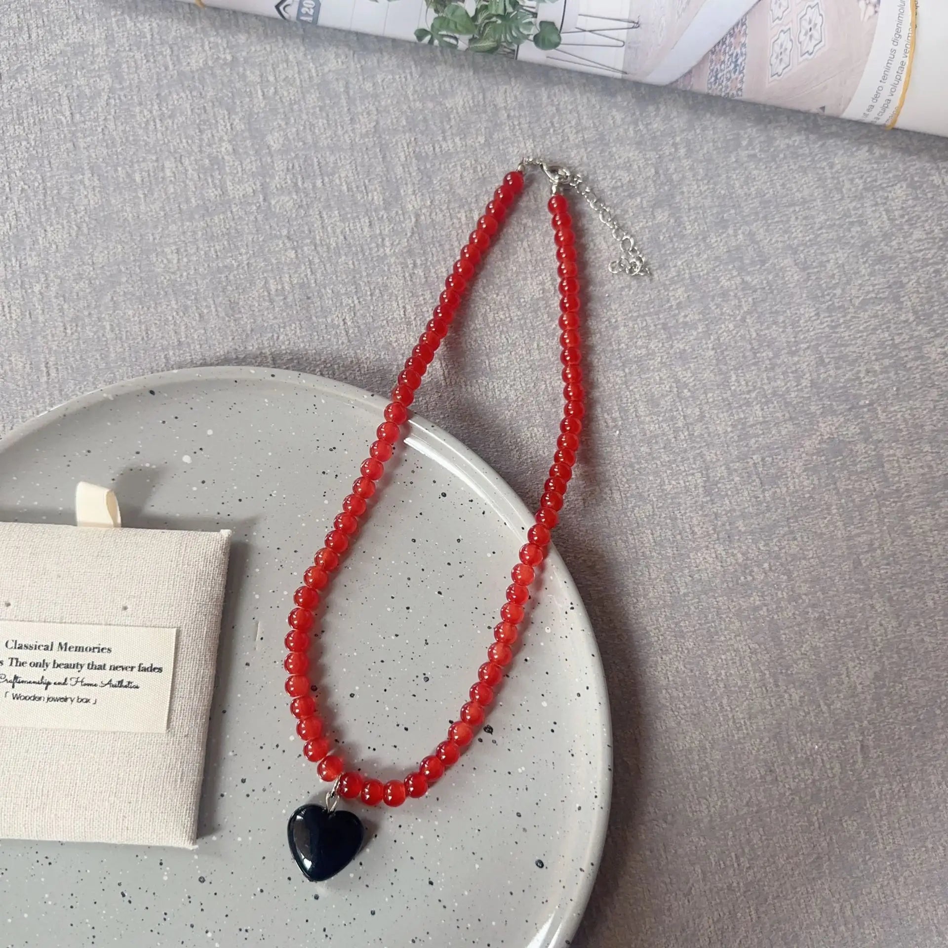 Ingvn  New Color Beaded Chain Resin Heart Pendant Necklace For Women Girls Trendy Clavicle Chain Delicate Jewelry Gift