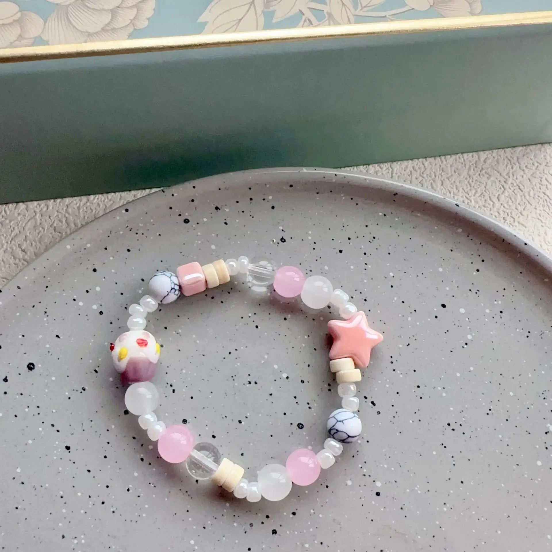 Ingvn  New Cute Geometry Star Conch Ceramic Glass Acrylic Beaded Bracelet Girl Kpop Aesthetic Charm Jewelry Y2K Marine Accessories