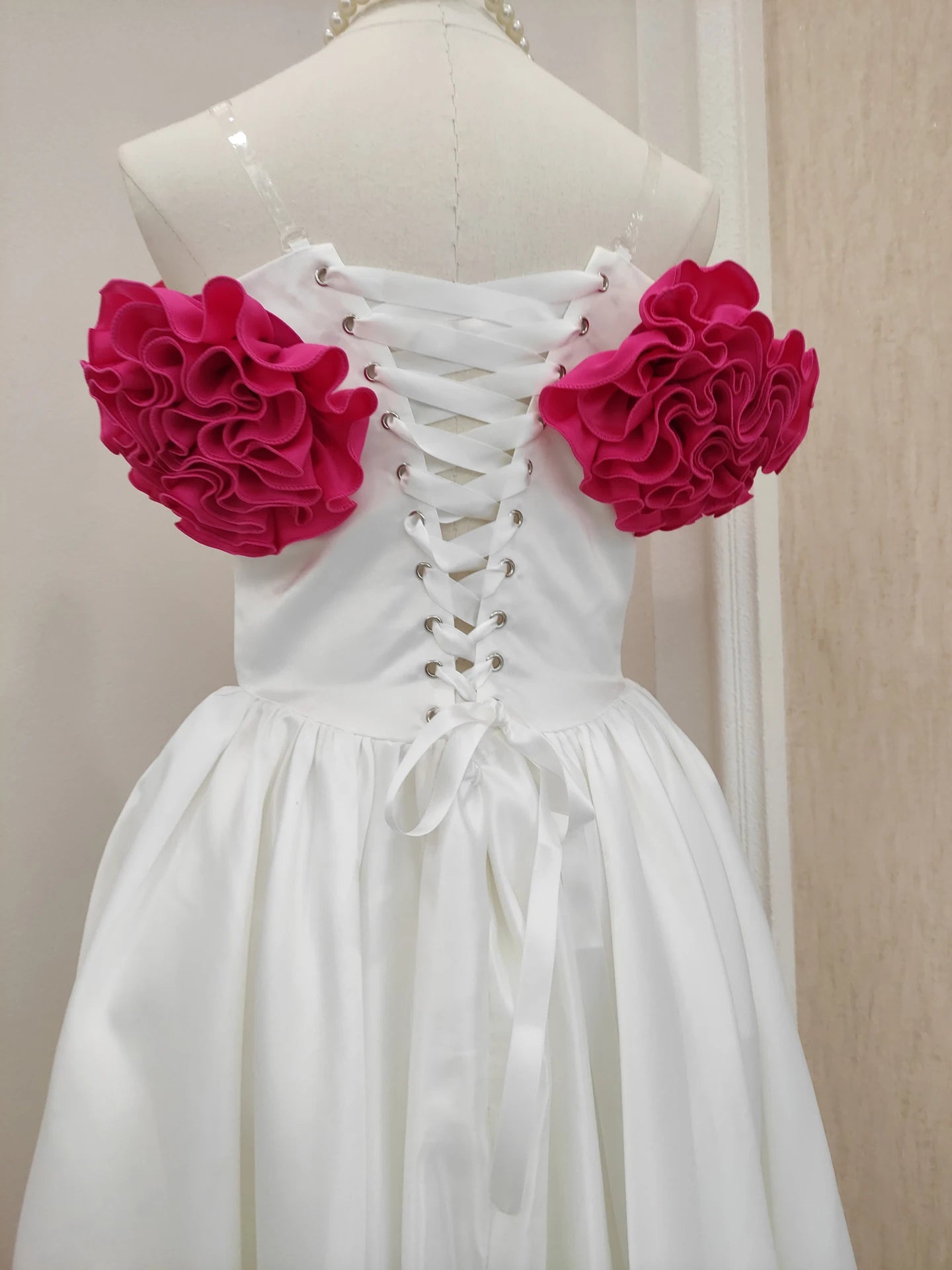 Ingvn  French Elegant Temperament 3D Flower Off-Shoulder Strapless Dress Fishbone Lace-up Bow High Waist A-line Evening Dress Women