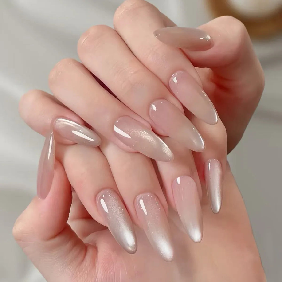 Ingvn  24Pcs Shiny Cat's Eye Pink Full Cover Nail Tips Art Finished Finger False Nails with Diamond Wearable Almond Press on Fake Nails