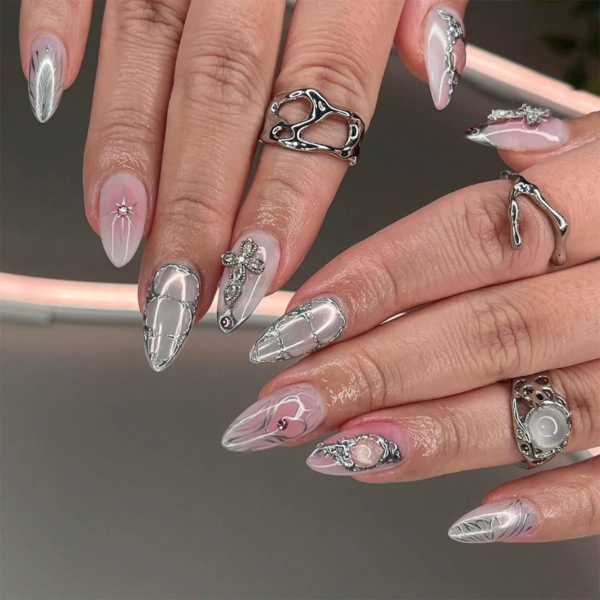 3D Pearl Shell Fantasy Polarized French Almond Shape False Nails Summer Detachable Finished Fake Nails Press on Nails with Glue