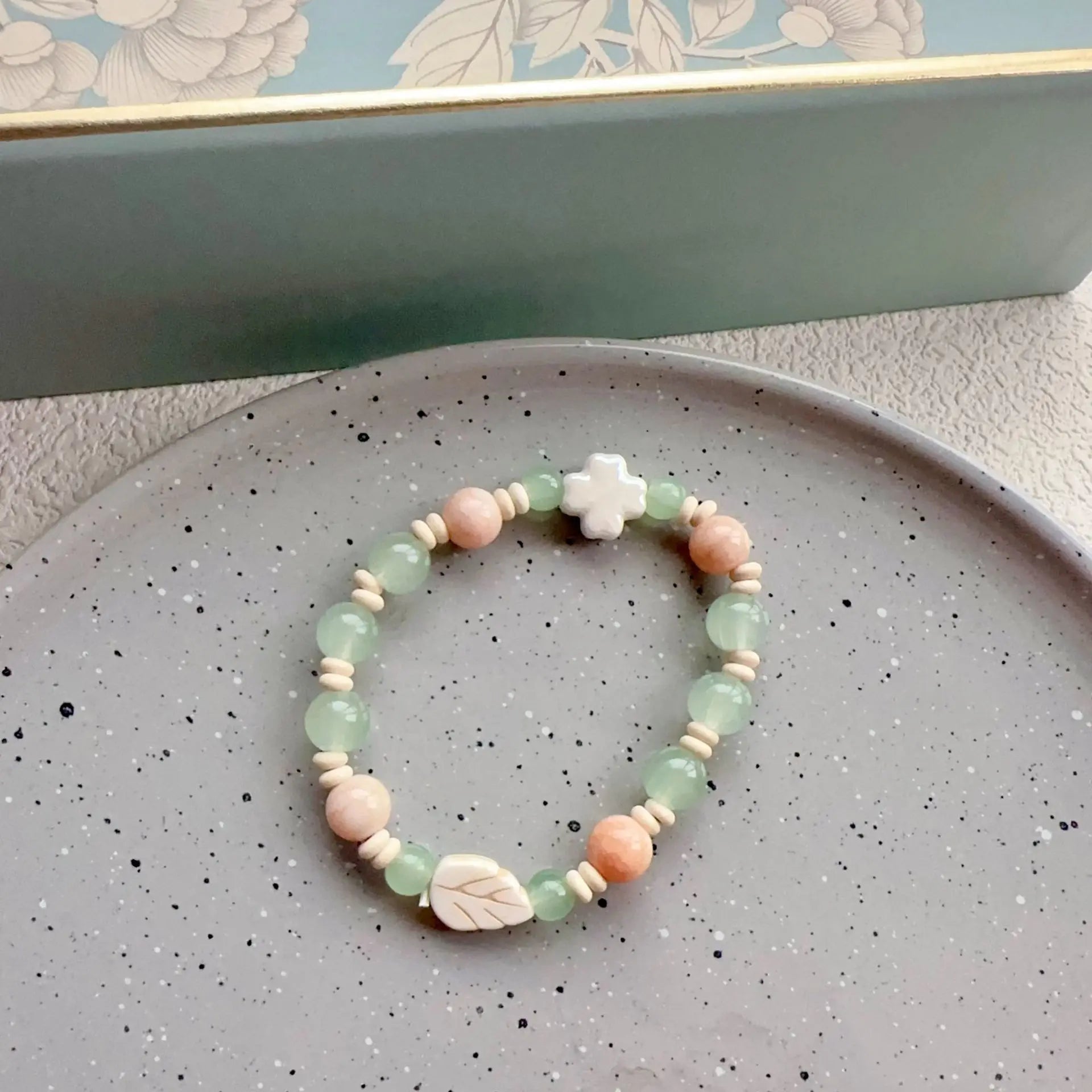 Ingvn  New Cute Geometry Star Conch Ceramic Glass Acrylic Beaded Bracelet Girl Kpop Aesthetic Charm Jewelry Y2K Marine Accessories
