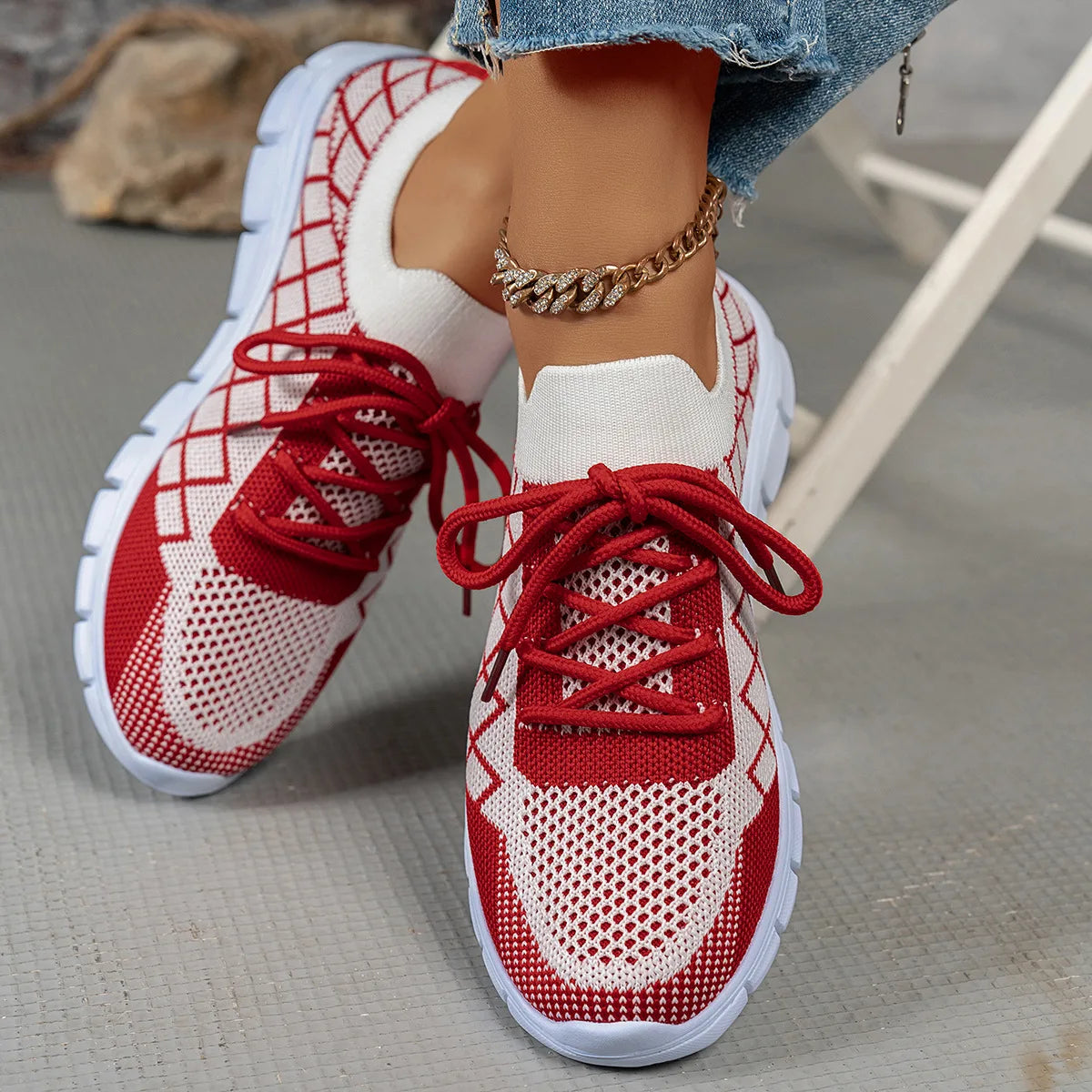 Ingvn  Women's Fashion Strip Plaid Knitted Sneakers Soft Sole Breathable Mesh Running Shoes for Women Lightweight Slip On Tennis Shoes