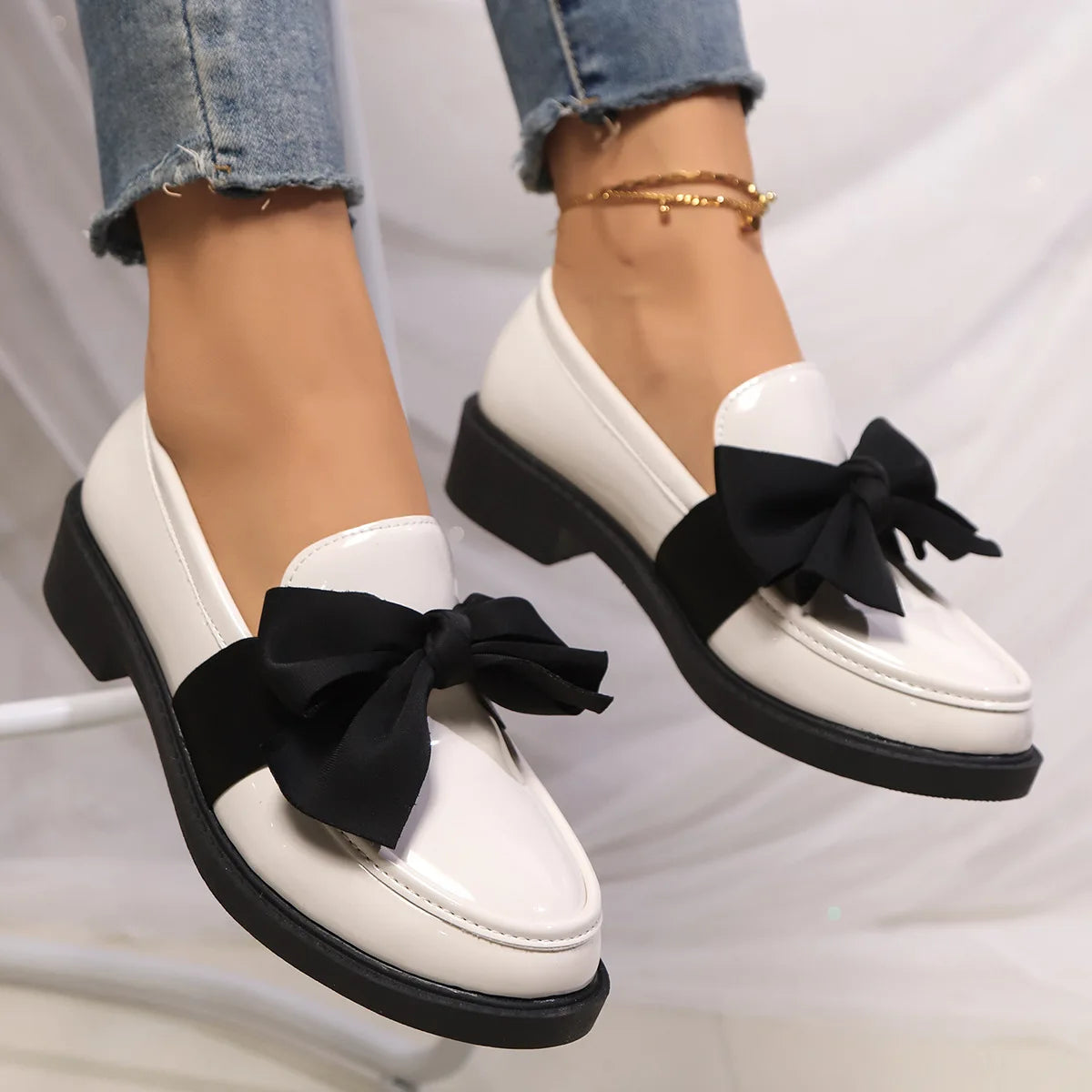 Ingvn  Fashion Elegant Bowknot Slip on Loafers for Women Solid Color Patent Shoes Woman Comfort Soft Sole Platform Loafers