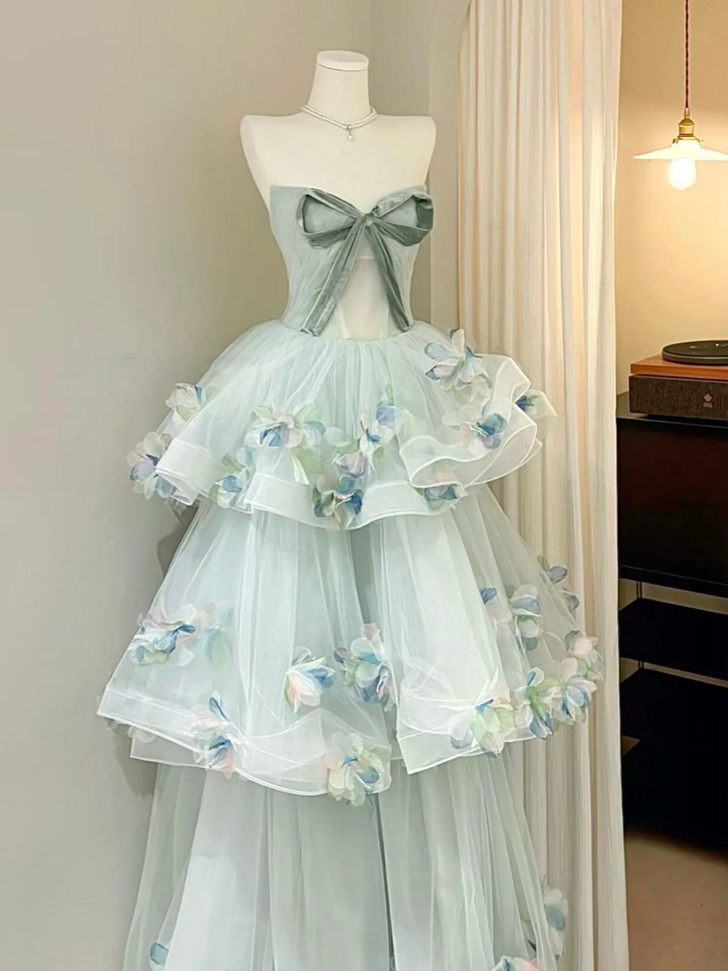 Ingvn  French Style Elegant Princess Strapless Evening Dress 3D Flowers Bow High Waist Mesh Puffy Birthday Party Dress for Women