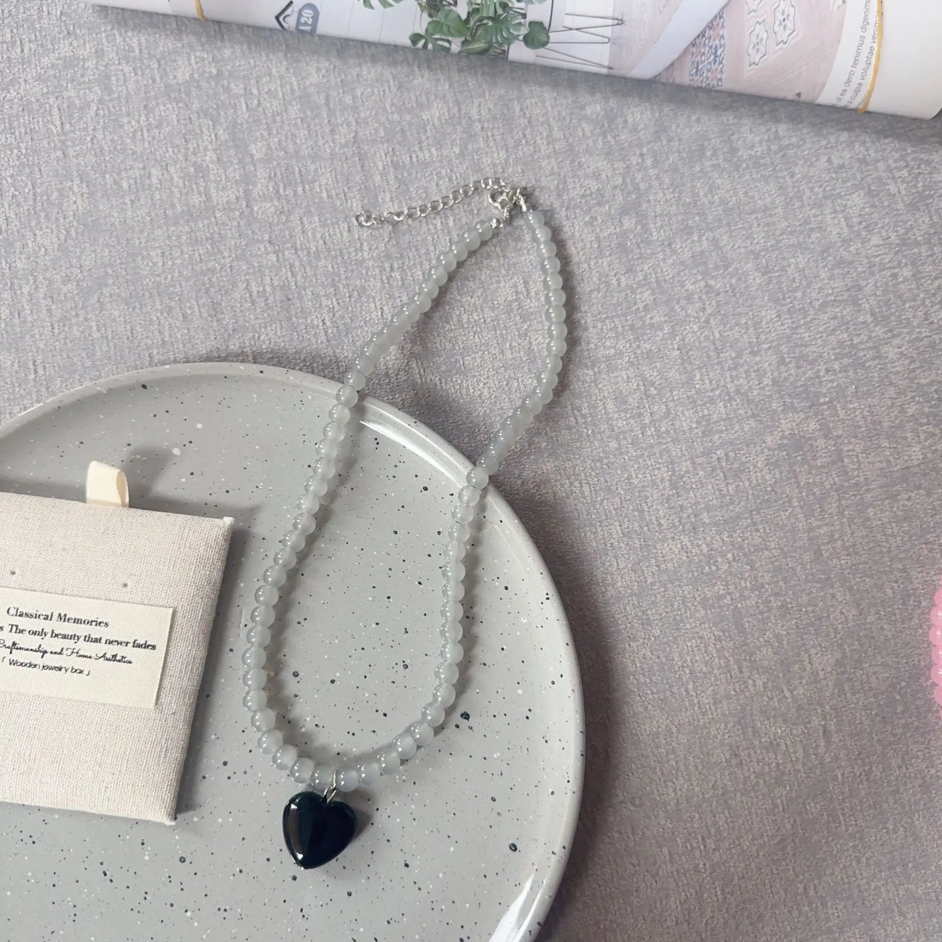 Ingvn  New Color Beaded Chain Resin Heart Pendant Necklace For Women Girls Trendy Clavicle Chain Delicate Jewelry Gift