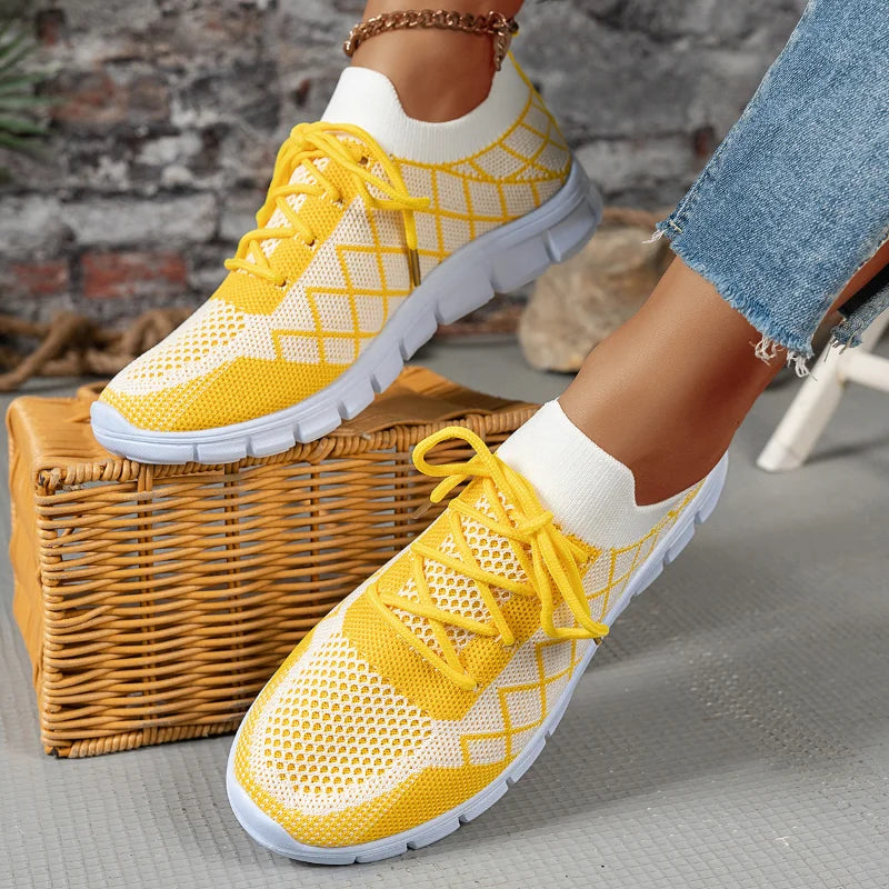 Ingvn  Women's Fashion Strip Plaid Knitted Sneakers Soft Sole Breathable Mesh Running Shoes for Women Lightweight Slip On Tennis Shoes