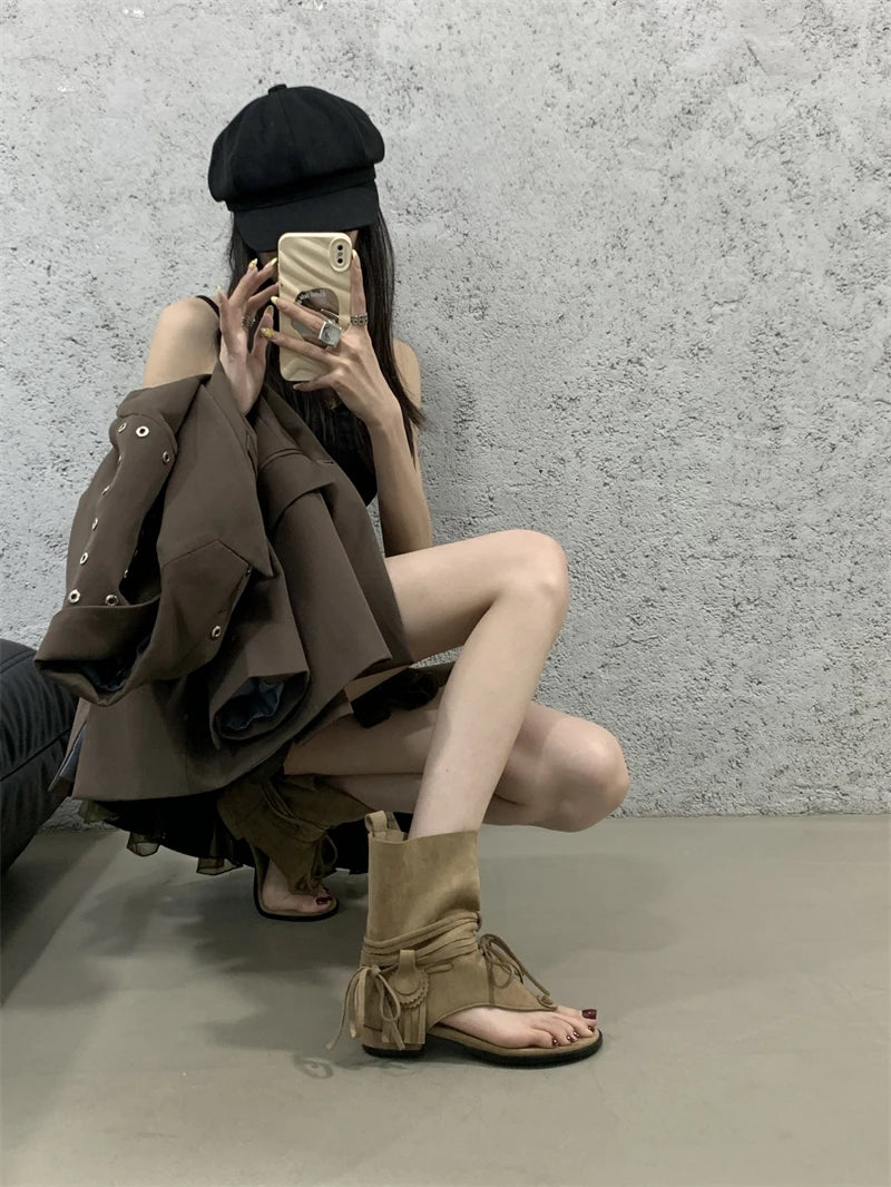 Ingvn  Women Sexy Black Suede Ruffled Boots Women Summer Clip Toe Flat Gladiator Sandals Woman Western Cowboy Boots Sandals