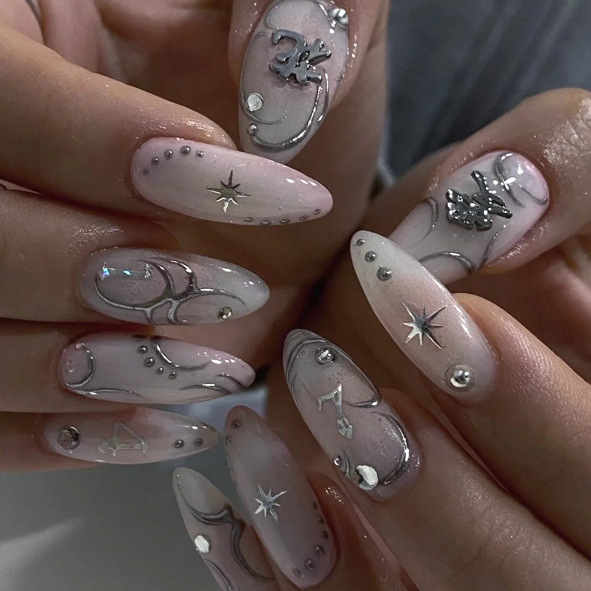 3D Pearl Shell Fantasy Polarized French Almond Shape False Nails Summer Detachable Finished Fake Nails Press on Nails with Glue