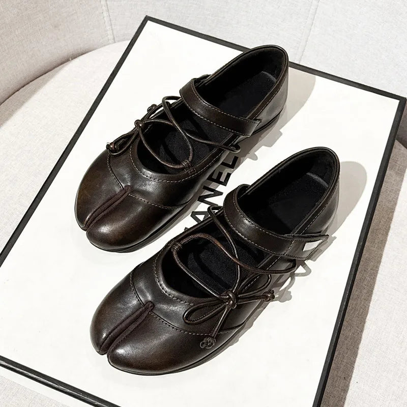 Ingvn - Street Style Fashion Split Toe Bowknot Lace-up Women Ballet Flats Comfortable Soft Soles Mary Janes Loafers Casual Shoes