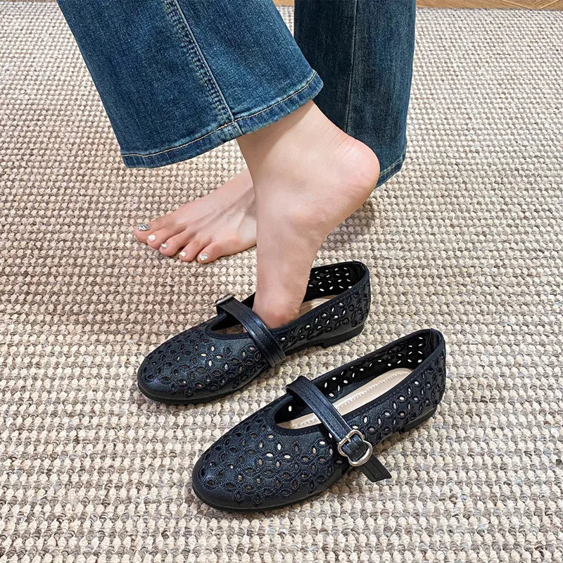 Ingvn  Fashion Embroidery Hollow out Women Ballet Flats Comfortable Soft Soles Mary Janes Lazy Walking Loafers Casual Girls Shoes