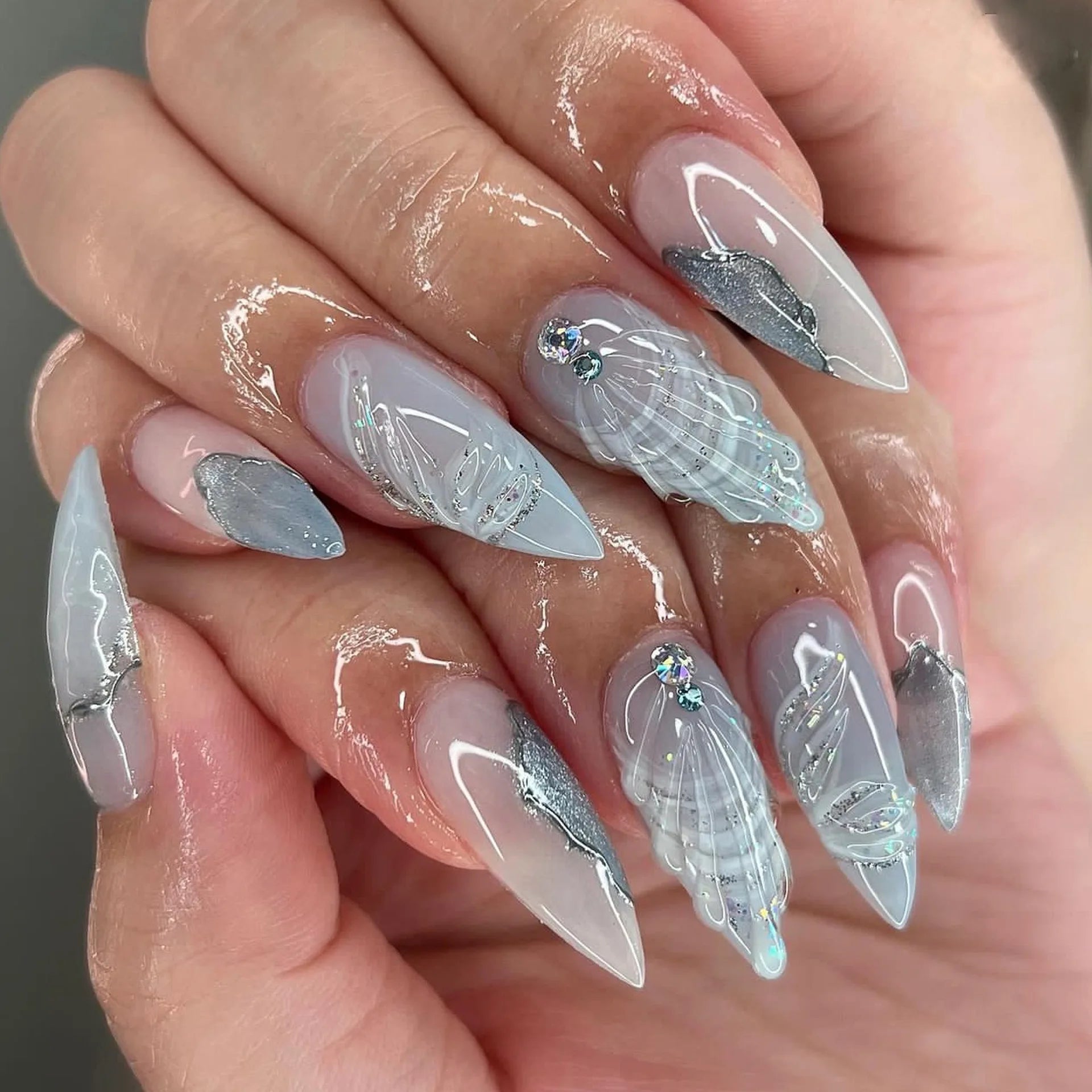 3D Pearl Shell Fantasy Polarized French Almond Shape False Nails Summer Detachable Finished Fake Nails Press on Nails with Glue