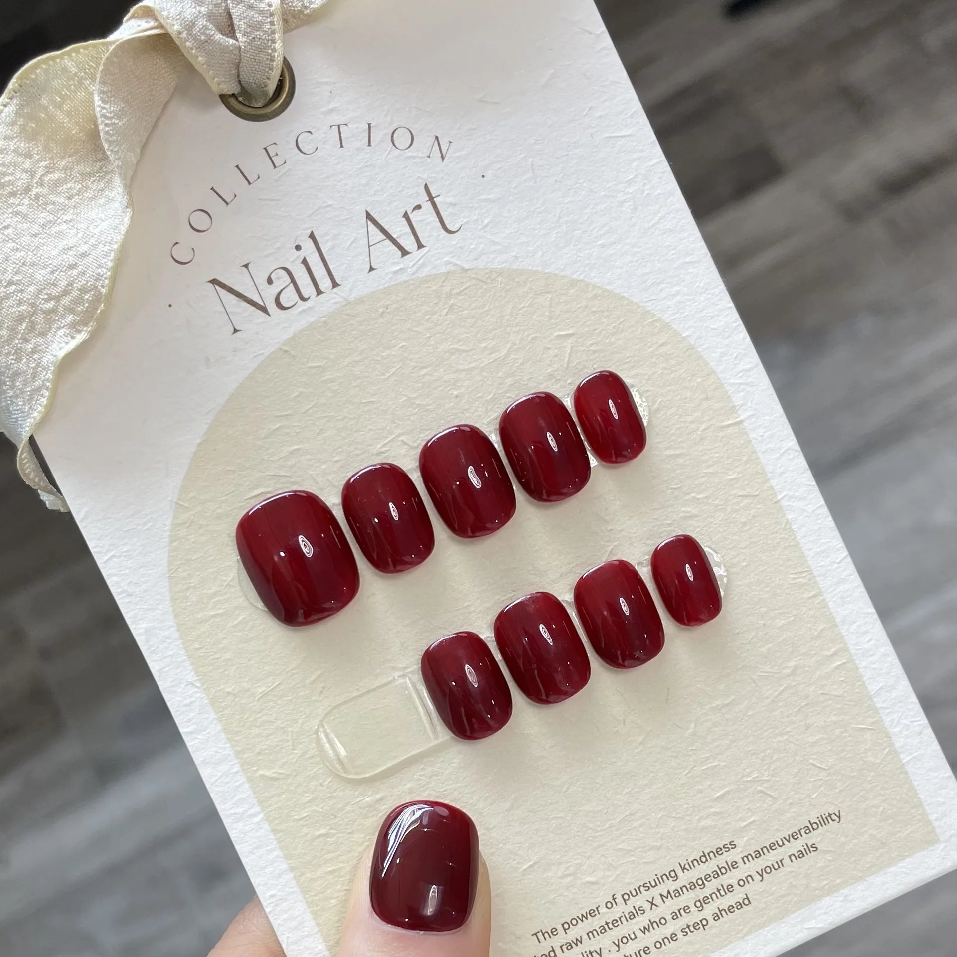 Ingvn  10Pcs Short Sweet and Cool Handmade Press On Nails Full Cover Design Round Head Fake Nail Artificial Manicure Wearable Nail Tips