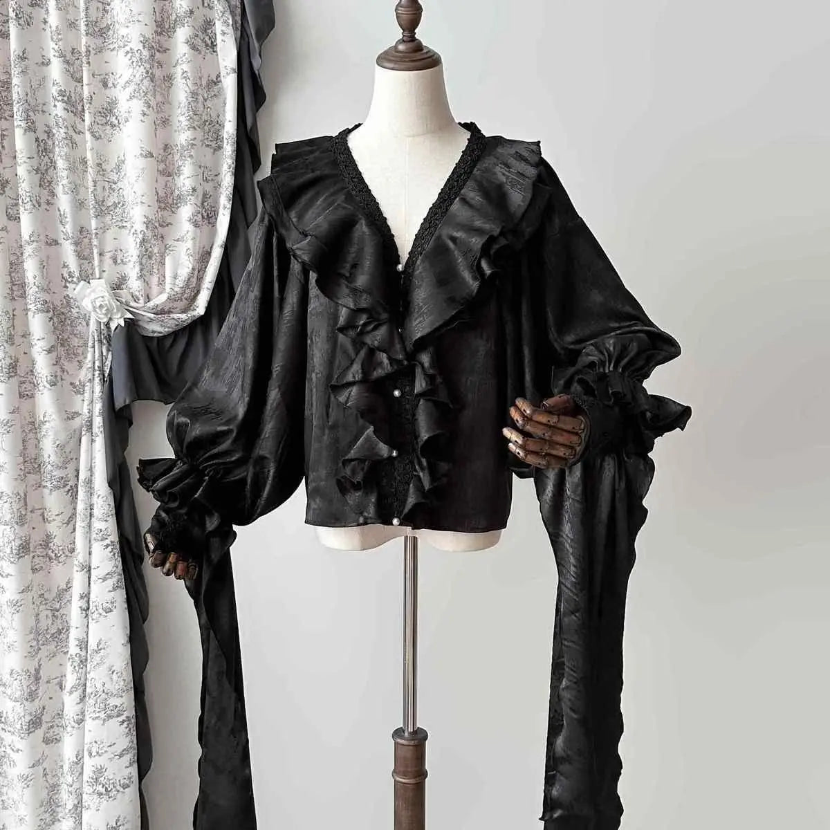 Ingvn  Y2k Aesthetic Retro Tops Blusas Vintage Elegant Lolita Shirts Women Gothic V-Neck Ruffles Long Sleeve Blouses Female