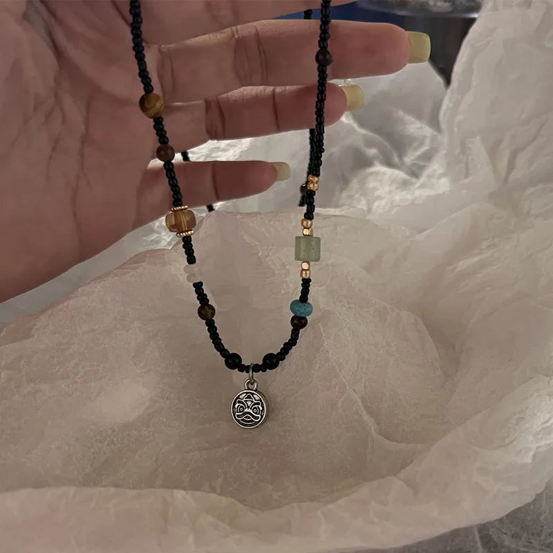 Ingvn  Ping An Lock Handmade Bone Chain with Retro Beaded Design Feeling: A Small Group Necklace with a New Chinese Style Chinese Style