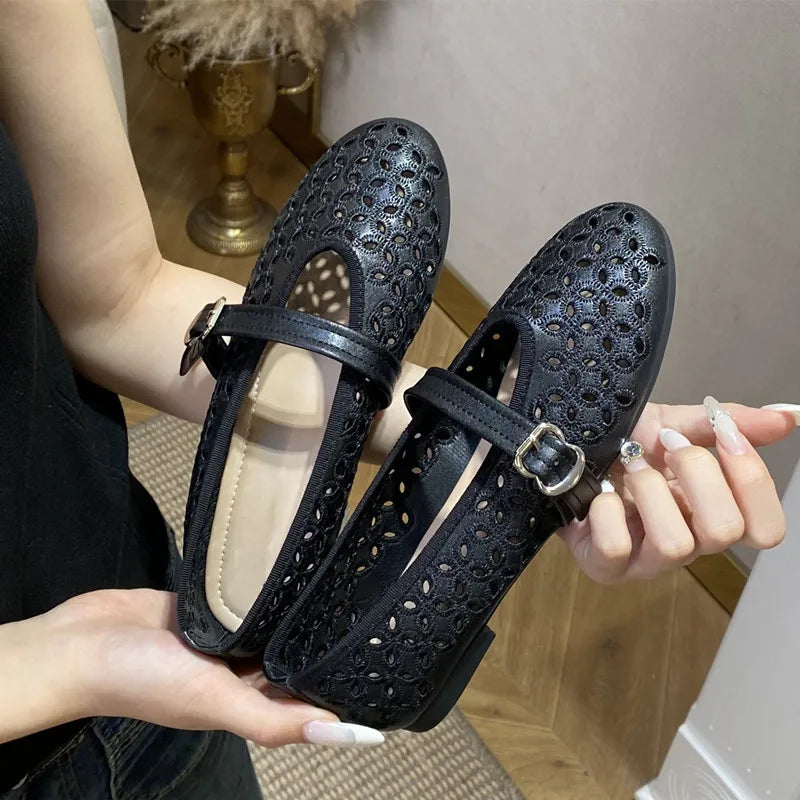Ingvn  Fashion Embroidery Hollow out Women Ballet Flats Comfortable Soft Soles Mary Janes Lazy Walking Loafers Casual Girls Shoes