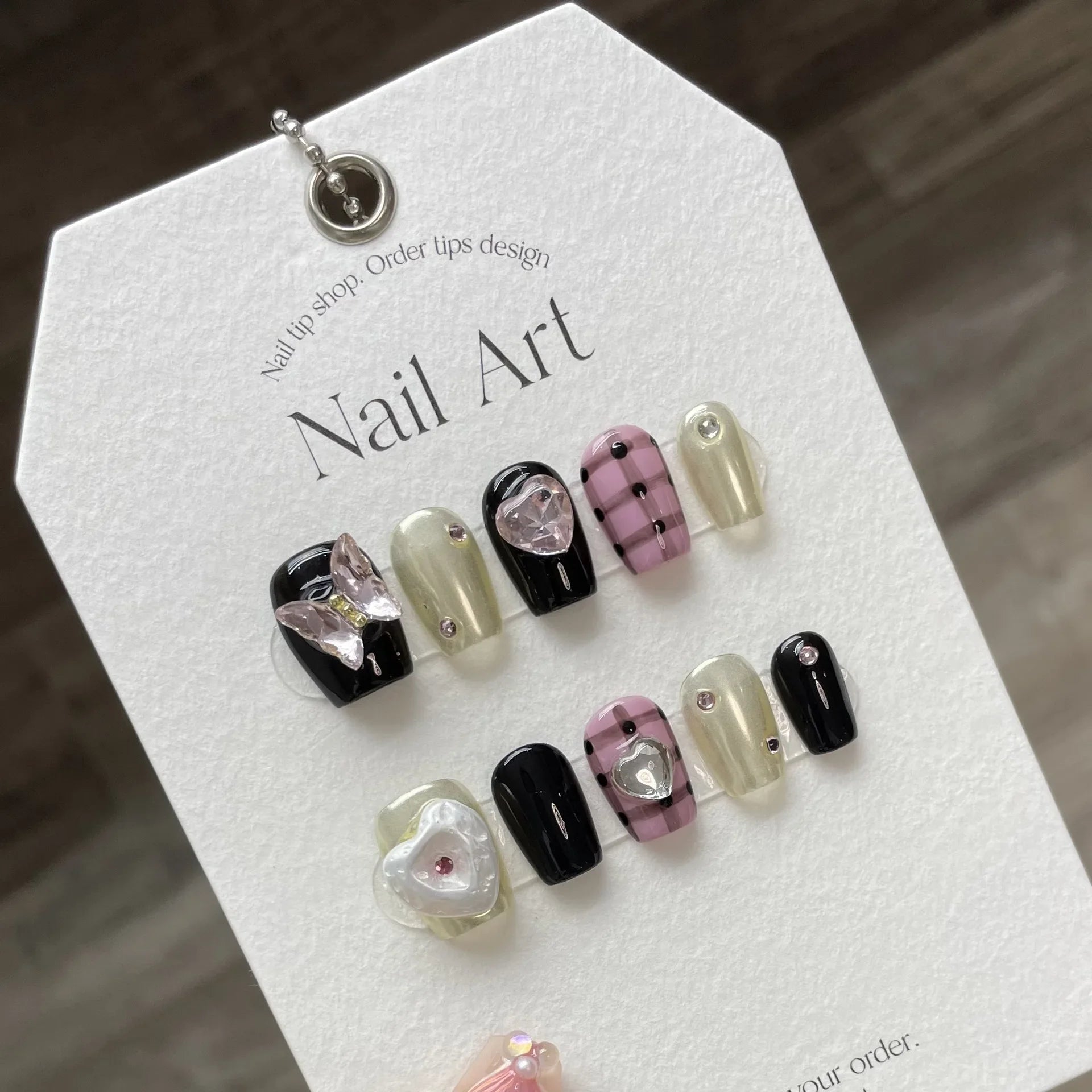 Ingvn  10Pcs Short Sweet and Cool Handmade Press On Nails Full Cover Design Round Head Fake Nail Artificial Manicure Wearable Nail Tips