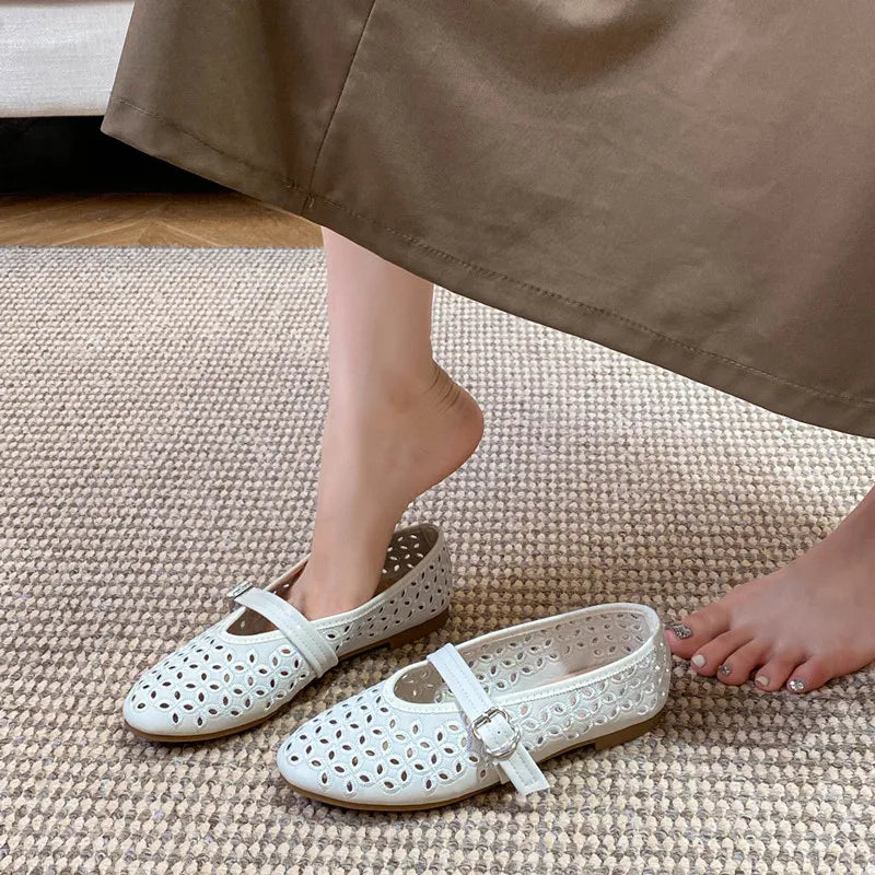 Ingvn  Fashion Embroidery Hollow out Women Ballet Flats Comfortable Soft Soles Mary Janes Lazy Walking Loafers Casual Girls Shoes
