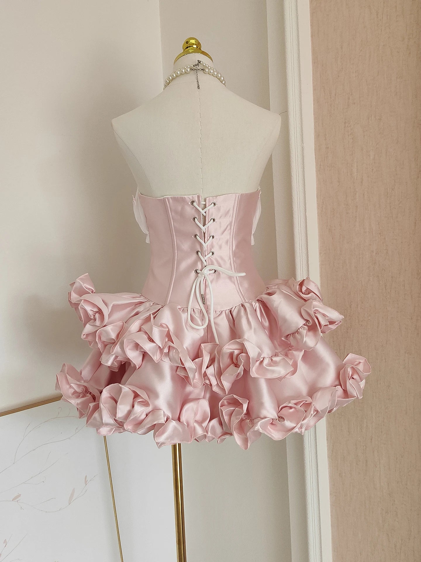 Ingvn  French Elegant Sweet Socialite Princess Party Dress Bow Pleated Spliced Fishbone Strapless 3D Ruffle Short Evening Dress Women