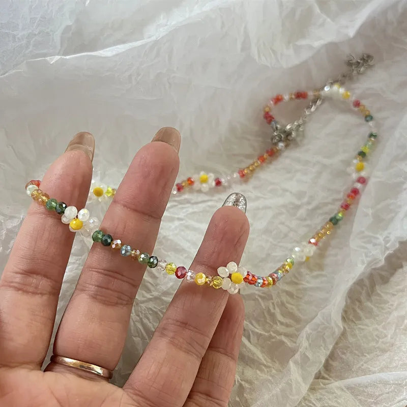 Ingvn  Trend Daisy Flowers Colorful Shiny Resin Bead Choker Clavicle Chain Sweet Necklace For Women EGirls Summer Vacation Jewelry