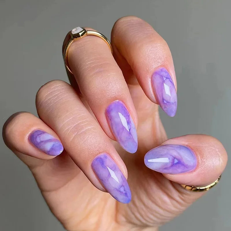 Ingvn  24Pcs Simple Green French False Nails Short Almond Fake Nails with Wave Line Design Wearable Round Head Press on Nail Tips