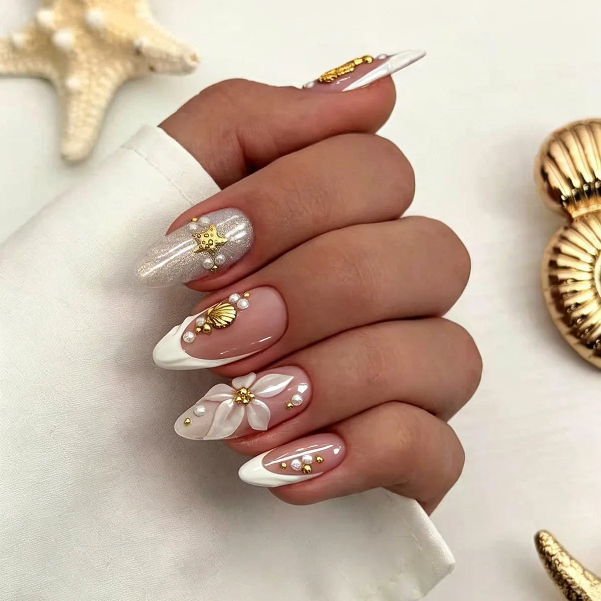 Ingvn  24Pcs Press on False Nails with Flower Design Blue Leopard Print French Almond Fake Nails Detachable Oval Finished Nail Art Tips