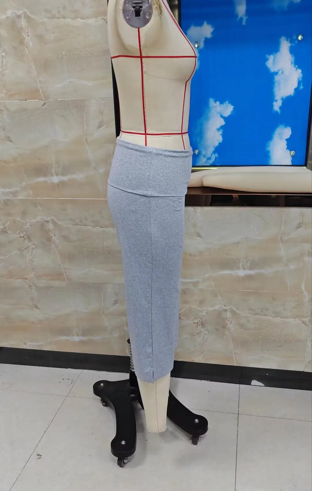 Ingvn  Womens Summer Capris Pants Casual Fold-Over Elastic Waist Side Split Hem Cropped Pants Trendy Trousers for Streetwear