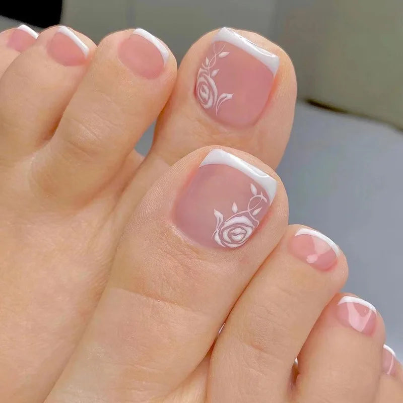 24Pcs Simple French False Toe Nails with Rhinestone Wearable Glitter Toe Fake Nails Shiny Powder Press on Nails Full Nail Tips