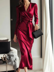 Ingvn  Autumn temperament goddess Hepburn style long-sleeved lace-tight waist dress for women