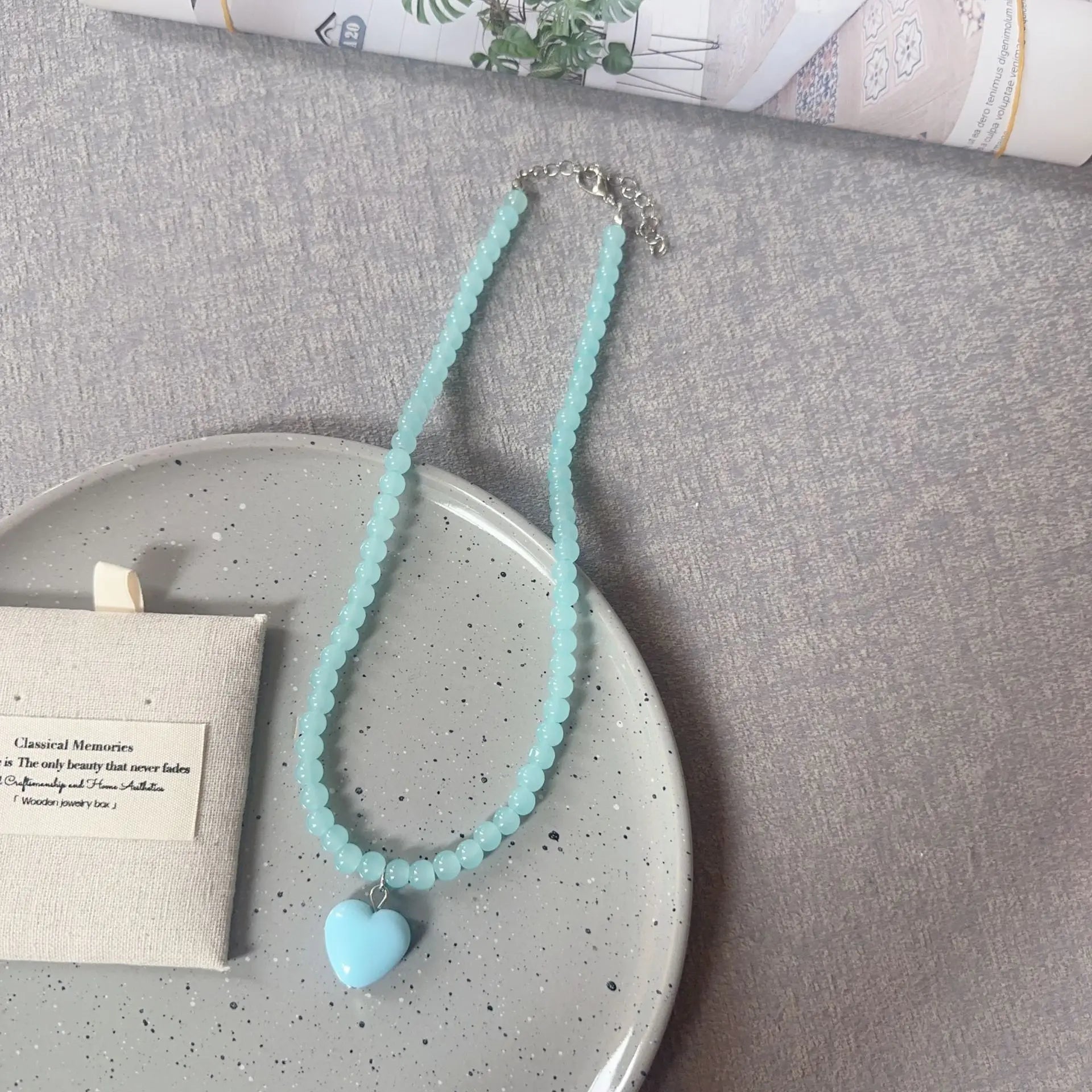 Ingvn  New Color Beaded Chain Resin Heart Pendant Necklace For Women Girls Trendy Clavicle Chain Delicate Jewelry Gift