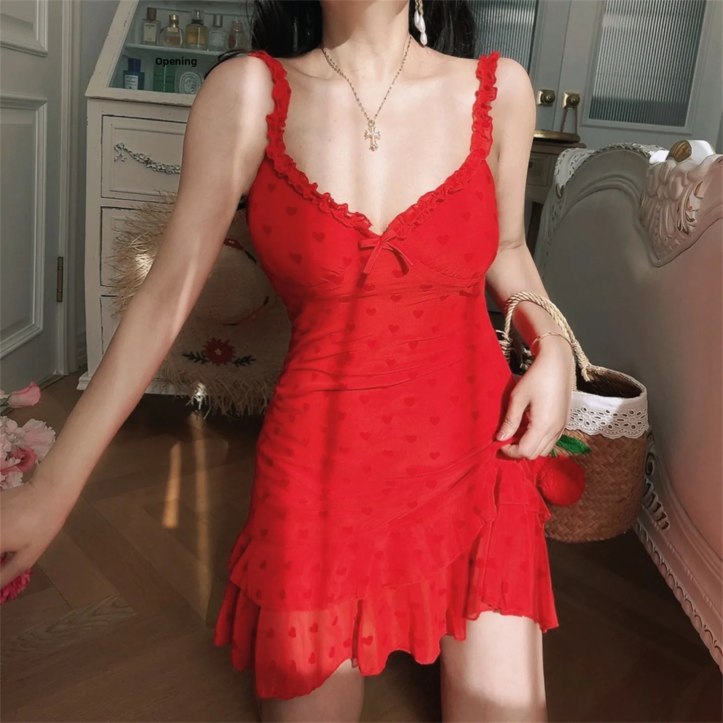Ingvn  Retro Red Heart Lace Trim Halter Dress Vacation Gown Polyester Fiber A-Line Skirt Style Sleeveless Zipper Closure Slim Fit