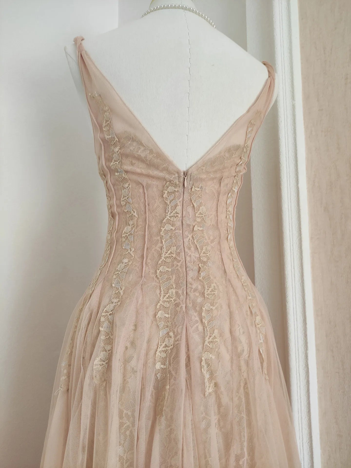 Ingvn  French Elegant Temperament Lace Embroidered Mesh Spliced Sleeveless V-neck High Waist Slim Long Evening Dress Women Summer