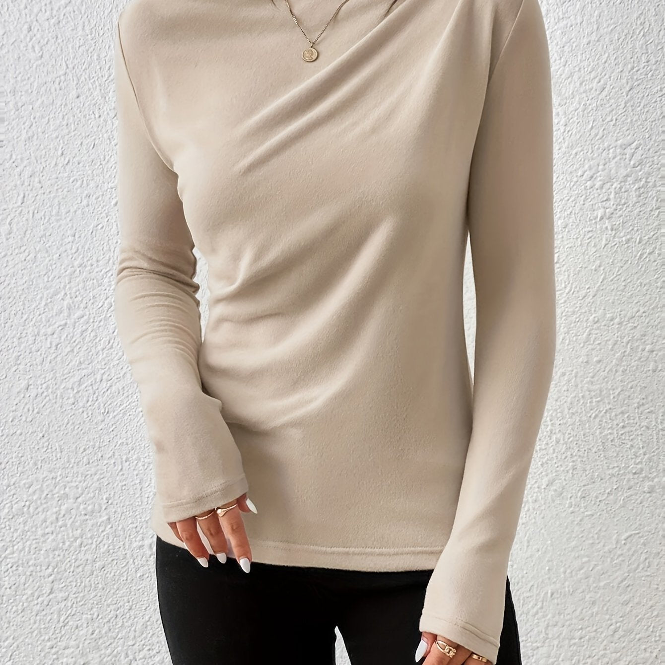 Womens Classic Solid Boat Neck T-Shirt - Stylish Long Sleeves for Spring & Fall - Versatile Casual Top - Premium Quality Wardrobe Staple