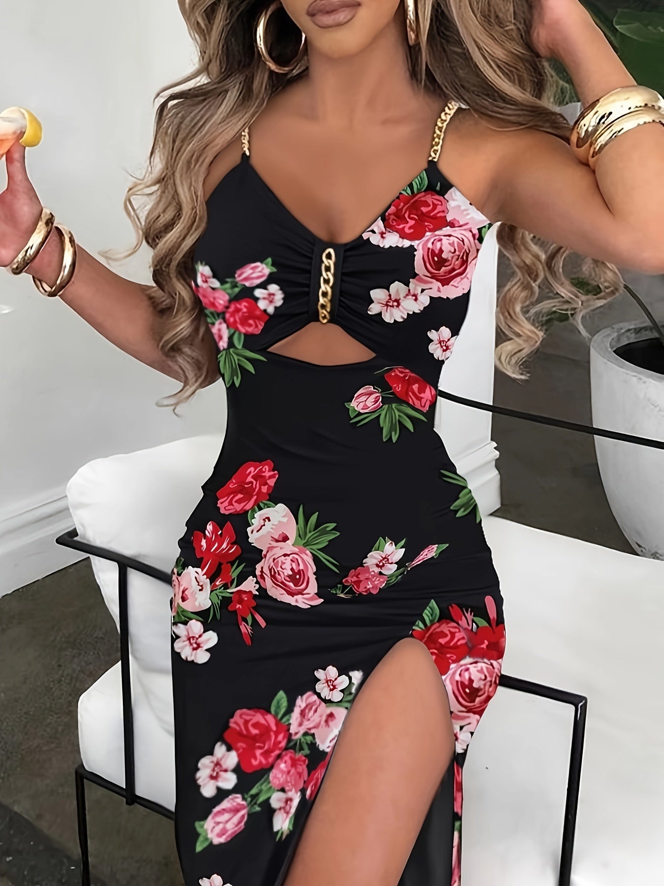 Flirty Floral Print Chain Strap Dress - Alluring Cut Out, Sleeveless Bodycon Style - Adjustable Fit for Womens Fashion