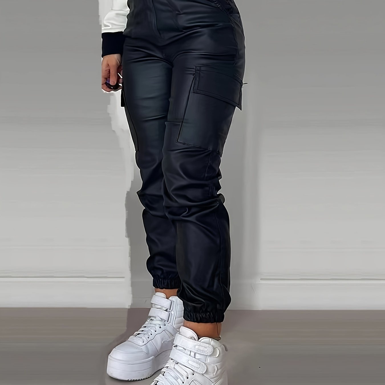 Stretchy Cargo Jeans - High-Waisted, Multi-Pocket, Leather-Look, Y2K Streetwear-Inspired, Fashionable Jogger Jeans for Women - Comfortable, Versatile, and Trendy Denim Clothing