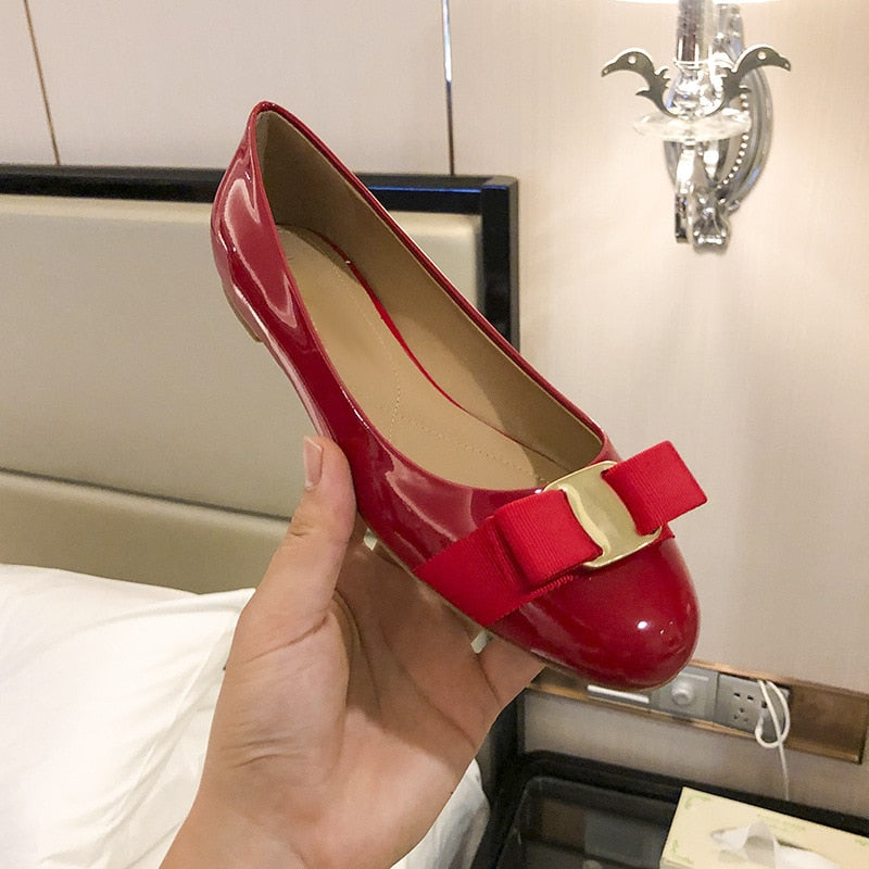 Patent Leather Bow In A Thick Single-heel Women's Shallow Flat-soled High-heeled Red Wedding Shoes Spring Shoes