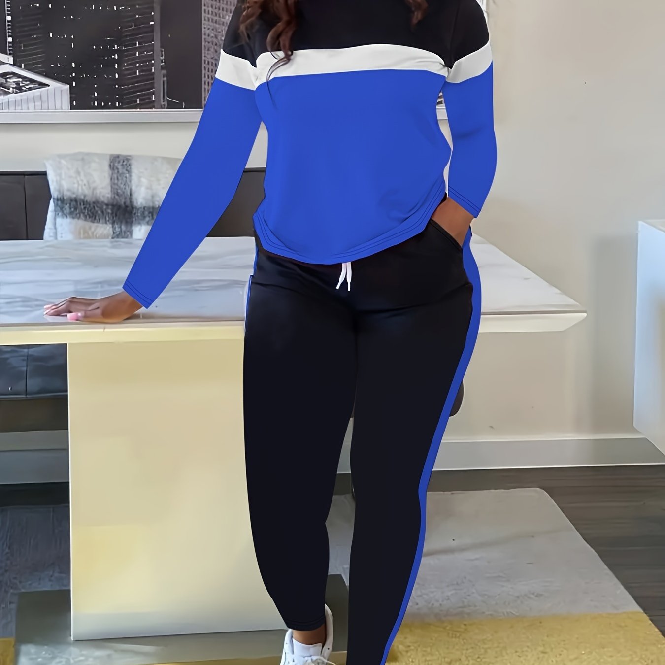 Plus Size Casual Outfits Two Piece Set, Women's Plus Colorblock Stripe Print Long Sleeve Round Neck Top & Drawstring Pants Outfits 2 Piece Set