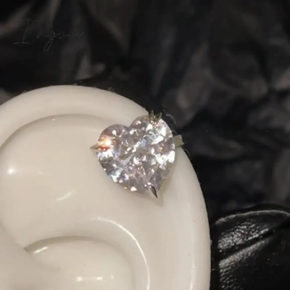 Korean Fashion Love Heart Crystal Zircon Fake Piercing Ear Cuff for Women Aesthetic Jewelry New Wedding Party Accessories