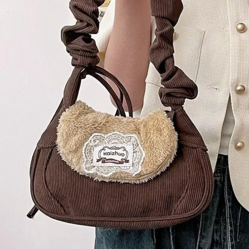 Ingvn  Vintage Shoulder Bag for Women Pleated Cute Casual Plush Fashion Handbag Autumn and Winter Designer Female Aesthetic Bag