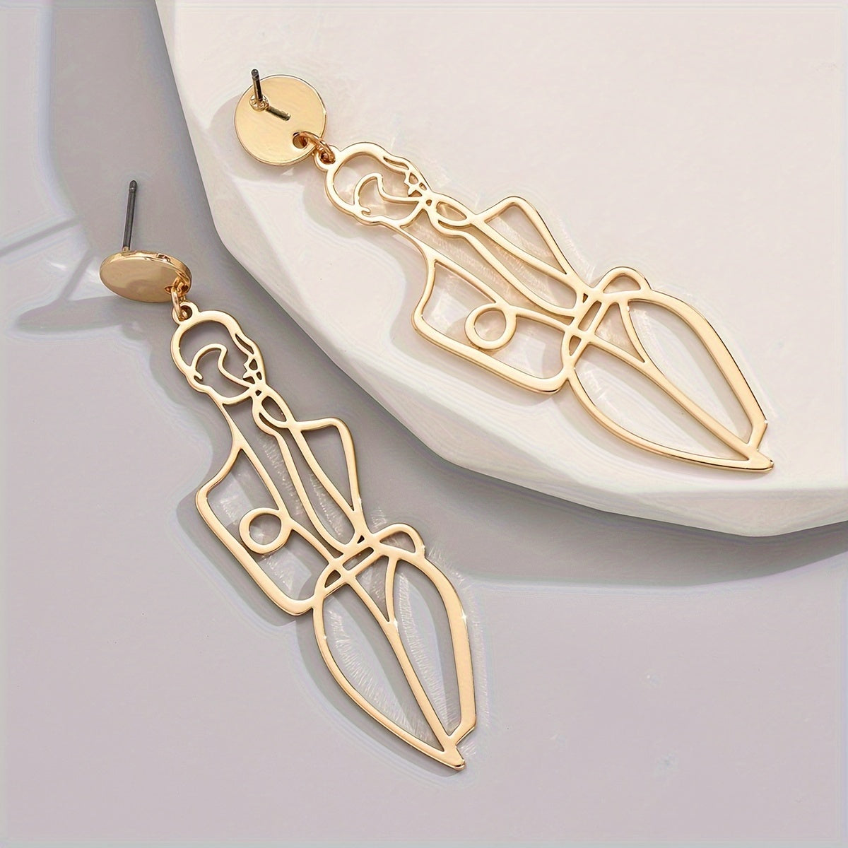1 Pair Exquisite Abstract Human Figure Dangle Earrings - Elegant Simplistic Modern Style, Cute Statement Jewelry for Daily Wear, Women's Fashion Accessories with Hypoallergenic Posts and Clasps