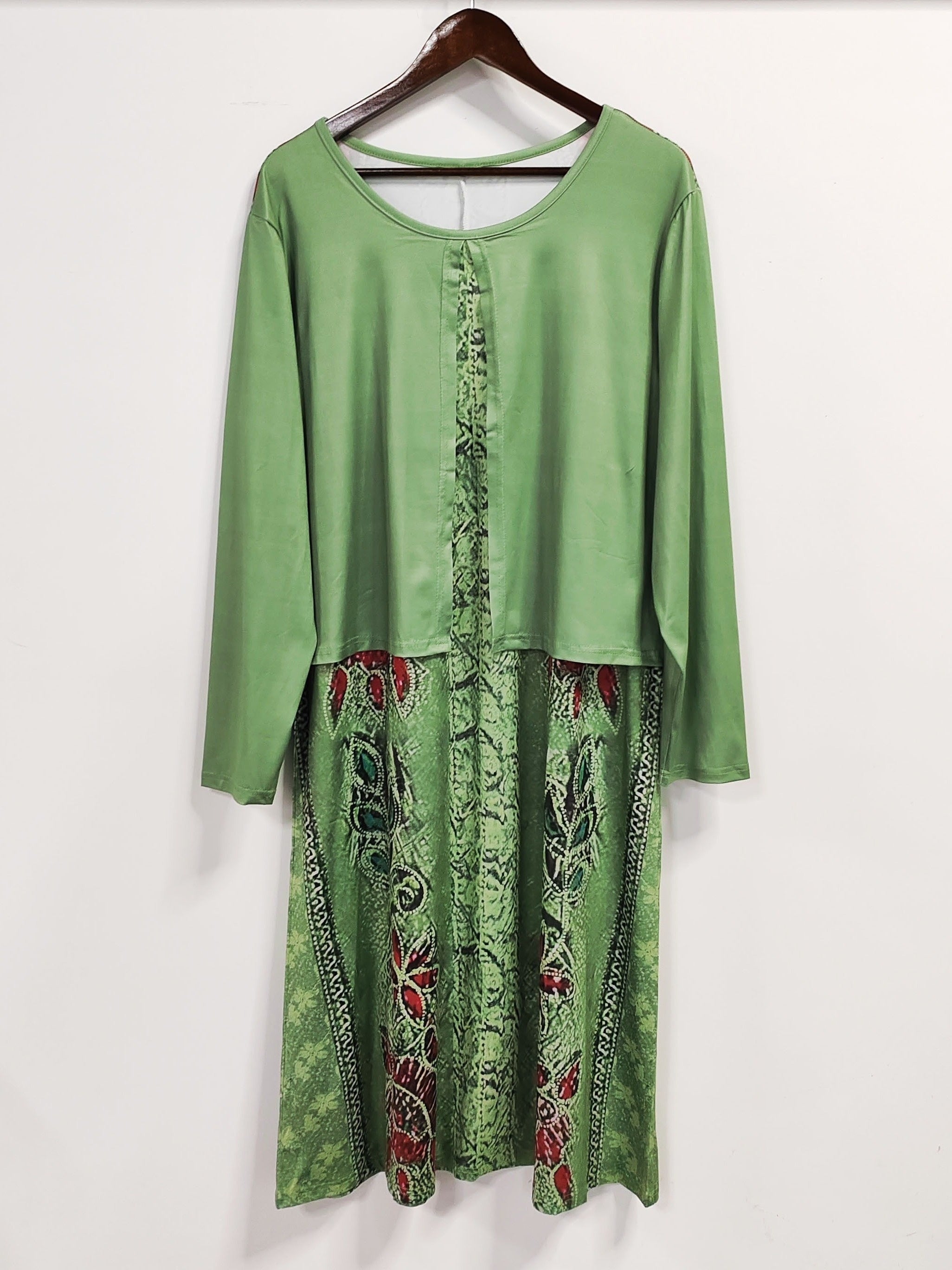 Plus Size Floral Chic 2-in-1 Crew Neck Long Sleeve Loose Fit Dress - Elegant, Versatile, and Comfortable for Spring and Fall - Women's Plus Size Clothing for Curvy Figures
