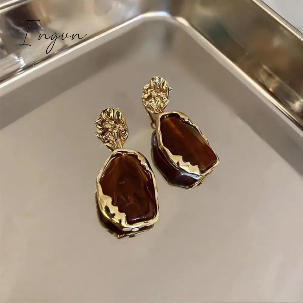 New Trendy Vintage Irregular Golden Earrings for Women Exquisite Silver Needle Studs Elegant Luxury Party Jewelry Gifts