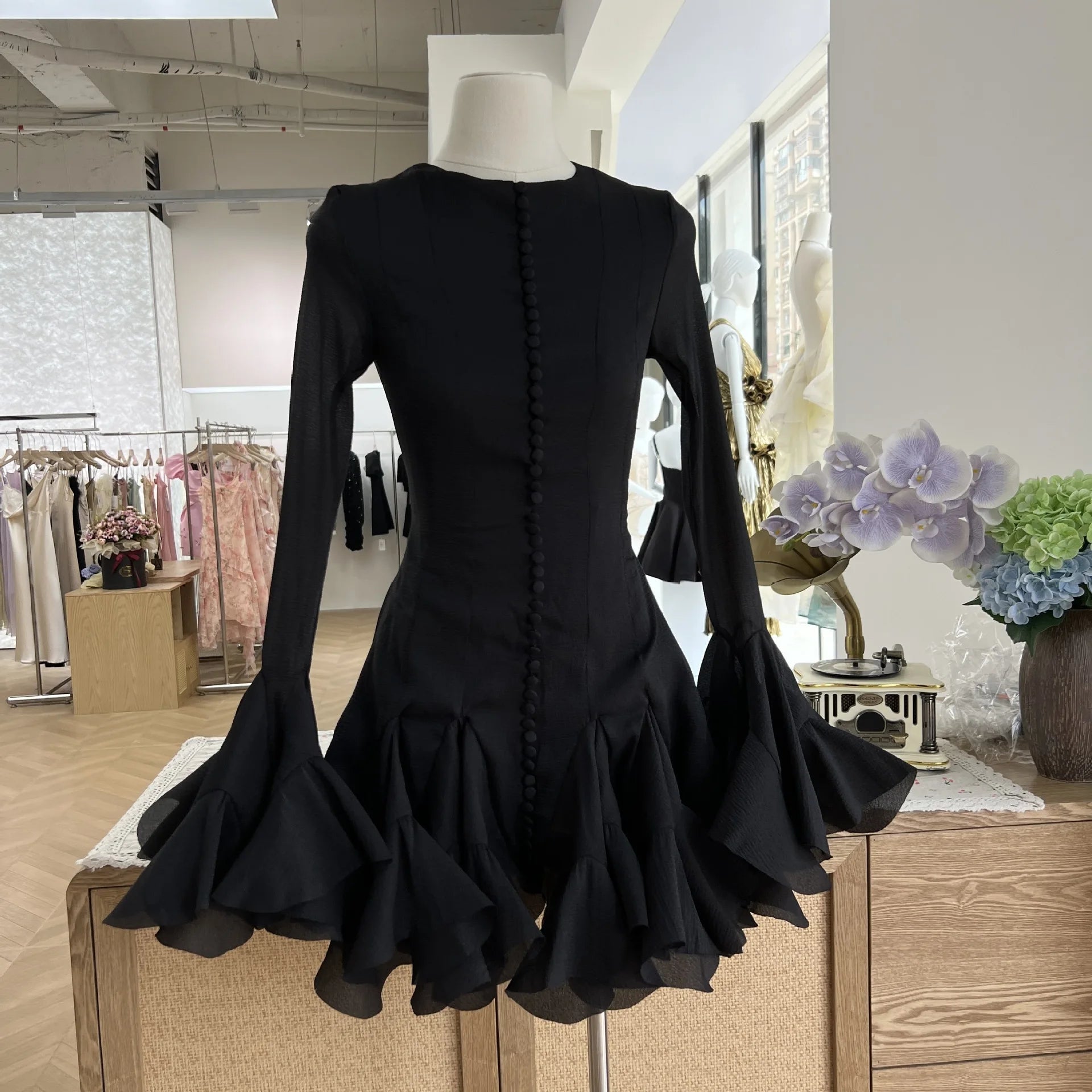 Luxury Long Sleeve Ruffles Short Dresses Women's Summer Holiday Single Breasted Gauze Prom Evening Party Cake Dress Lady Quality