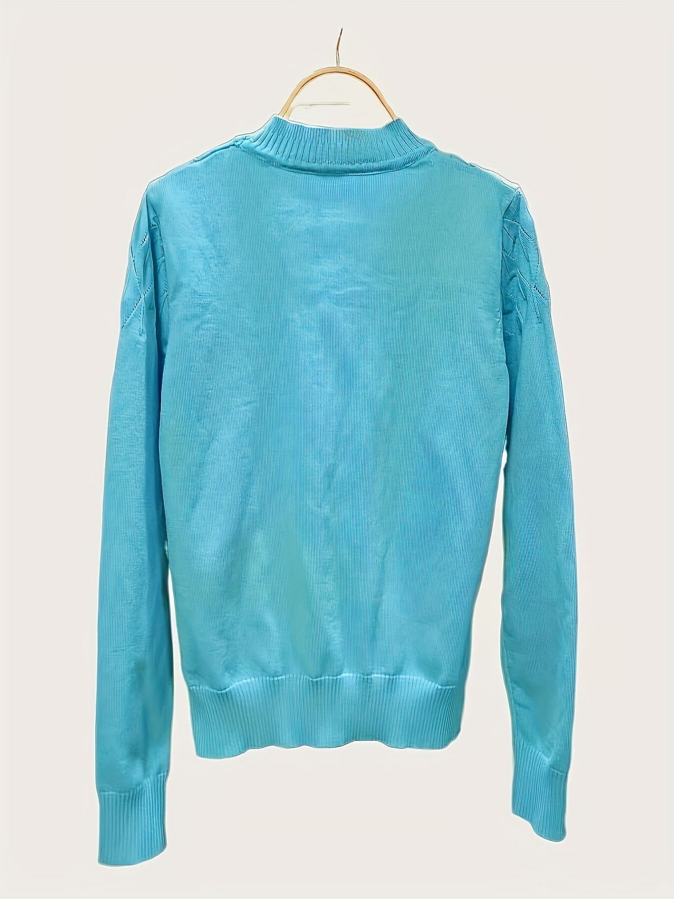 Cozy Chic Knit Sweater - Pullovers for Women with Elegant Crew Neck, Long Sleeves, and Soft Solid Colors for Fall and Winter Fashion - Perfect for Casual Daily Wear