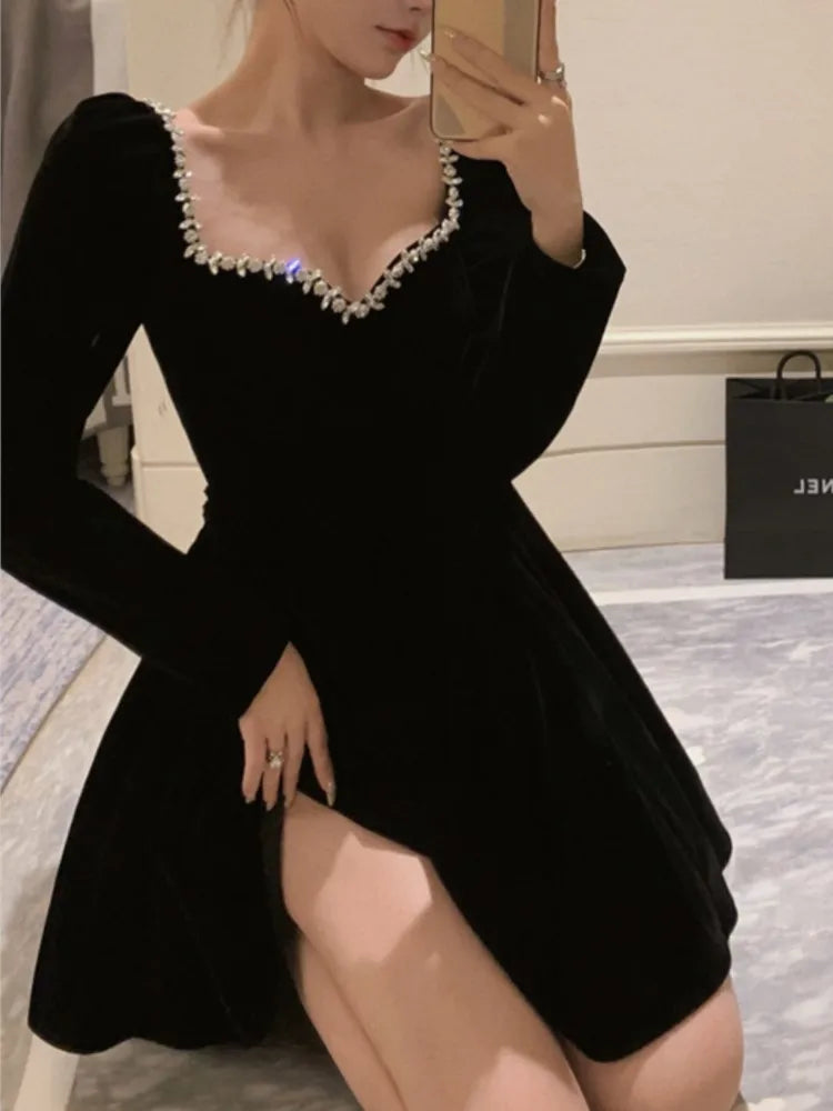French Velvet Party Dress for Women Elegant Long Sleeve A-Line Vestidos Robe Female One Piece Mini Birthday Evening Dresses New
