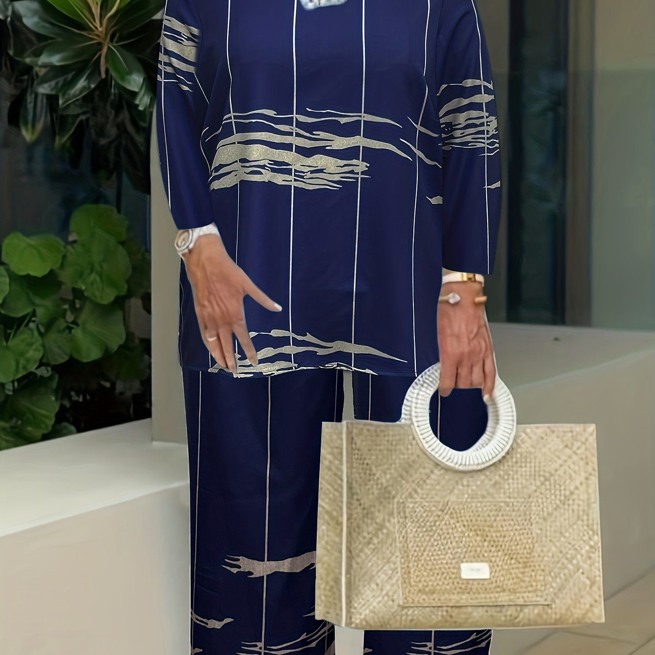 Plus Size Casual Outfits Two Piece Set, Women's Plus Random Print Long Sleeve Round Neck Top & Wide Leg Pants Outfits 2 Piece Set