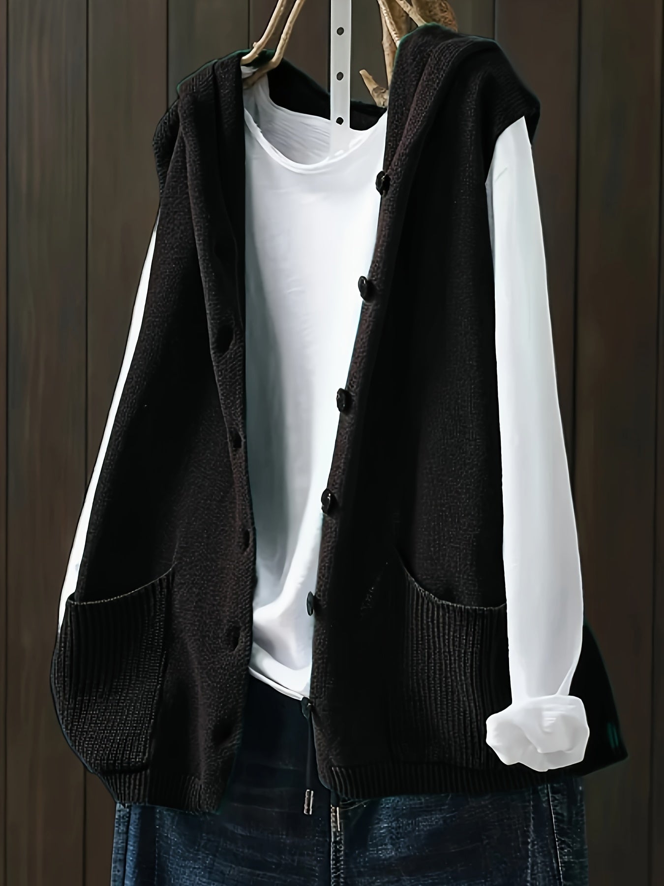 Women's Plus Size Solid Button Front Sleeveless Knitted Hooded Cardigan with Pockets, Casual Plus Size Clothing